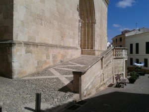 Access to the magnificent  St. Eulalia Church 